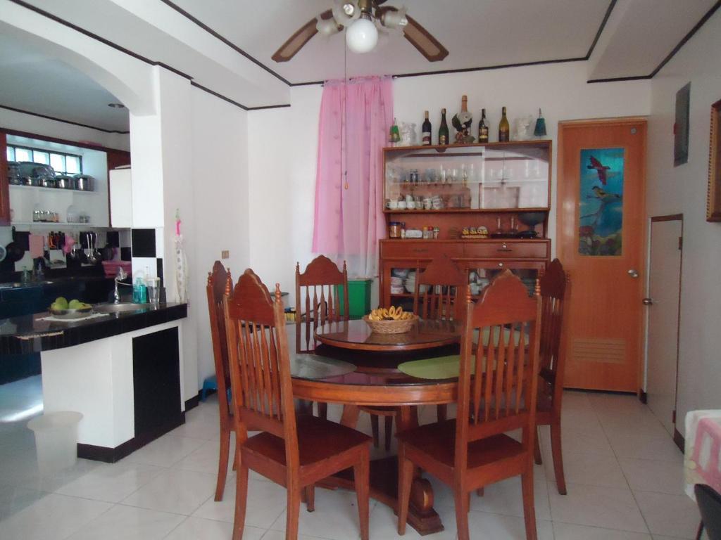 Donsol Aguluz Homestay Екстериор снимка